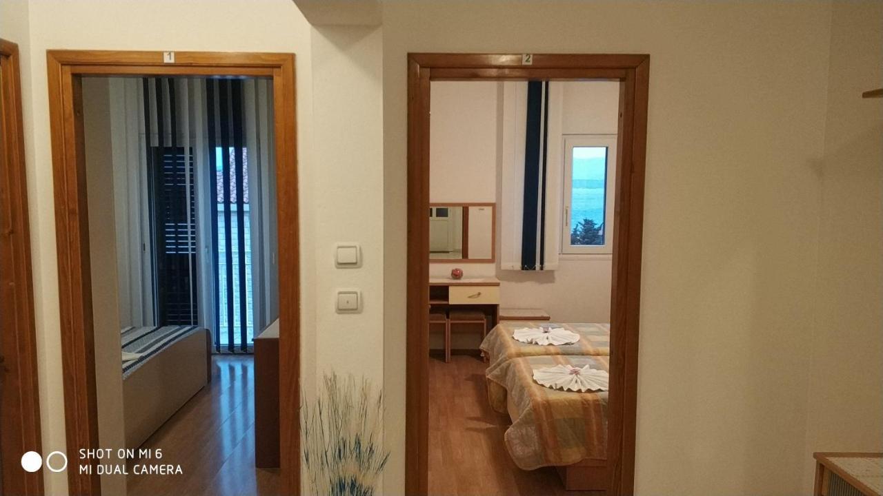 Apartmani Tanja Bol Eksteriør bilde